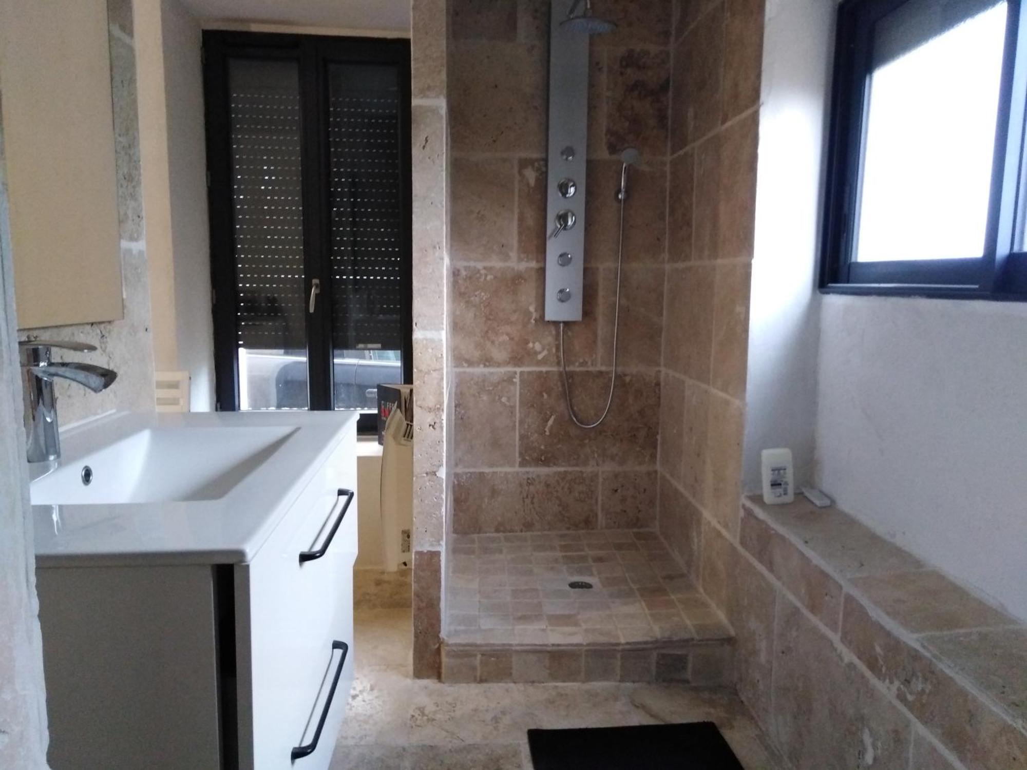 Maison A Bizanet Avec Piscine Luaran gambar